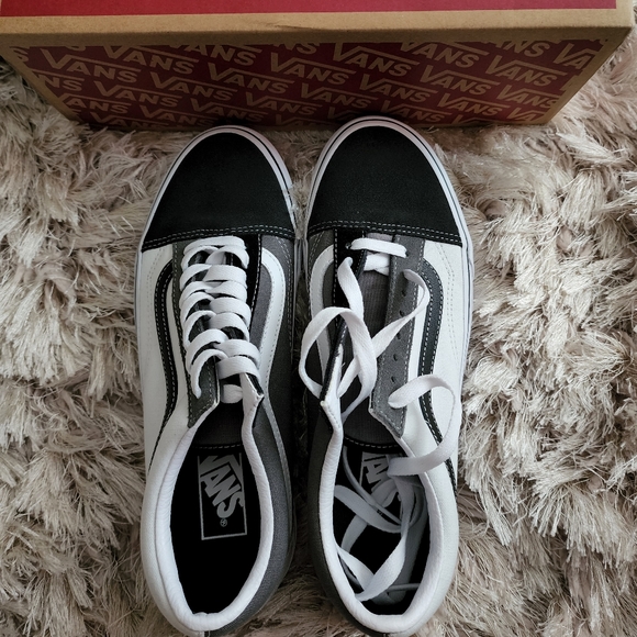 NWT Vans Old Skool Mix and Match Skate Sneaker, unisex - Picture 2 of 6